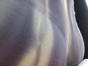 Bella_gentle  live sex cam