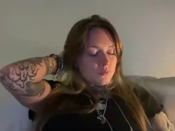 Cherrybox00  live sex cam