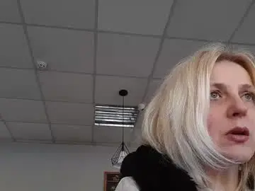 Elina_room  live sex cam