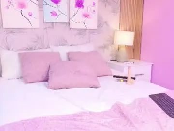 Lolarivers  live sex cam