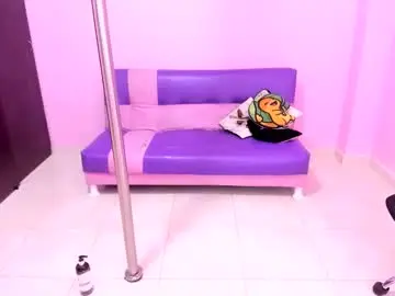 Mature__bitch  live sex cam