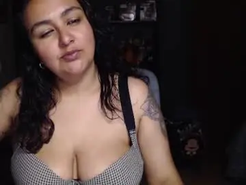 Nina_moonbeam  live sex cam