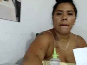 Ninapalmer  live sex cam