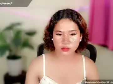 Steffhanhie18  live sex cam