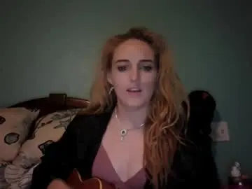 Tinytightlittlething  live sex cam