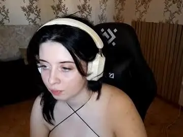 Yunalush02  live sex cam