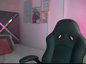 Alinnajohnson  live sex cam