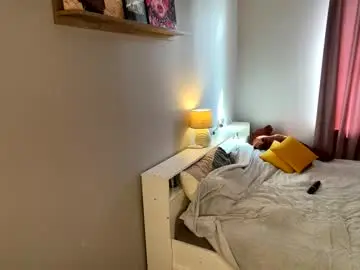 Bonniecannon  live sex cam