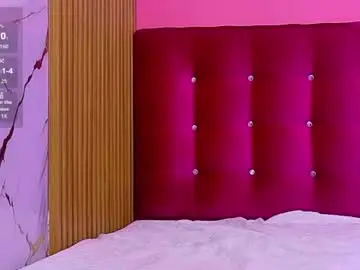 Freshmilkmommy  live sex cam
