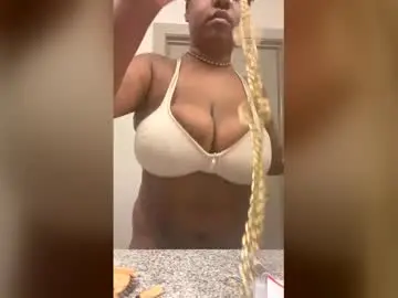 Goddess_ke  live sex cam