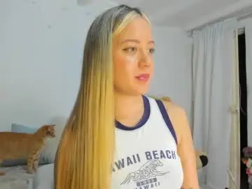 Im_caro  live sex cam