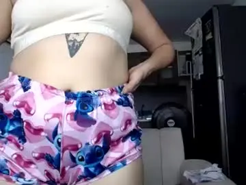 Karlanaughty222  live sex cam