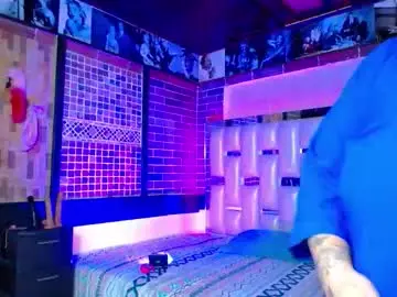 Kriss_sweetboobs  live sex cam