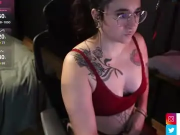 Midnaxsg  live sex cam