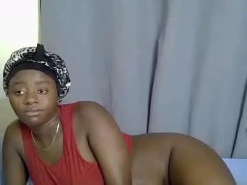 Sexxyroxyy  live sex cam