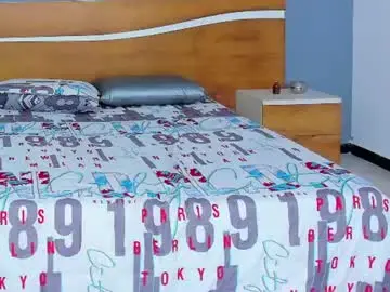 Sharon_petite29  live sex cam