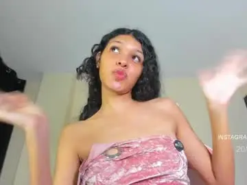 Sophie_moo  live sex cam