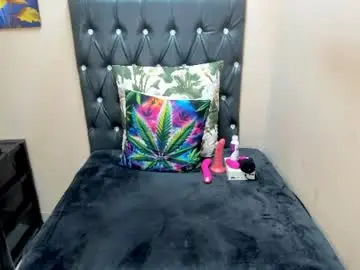 Toxicfantasy4u  live sex cam