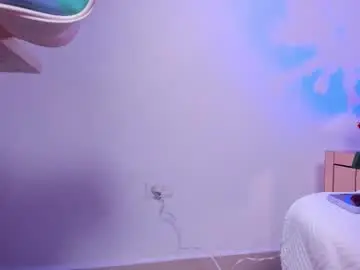 Abby_roux  live sex cam