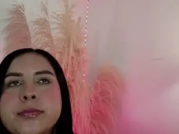 Bella_saint33  live sex cam