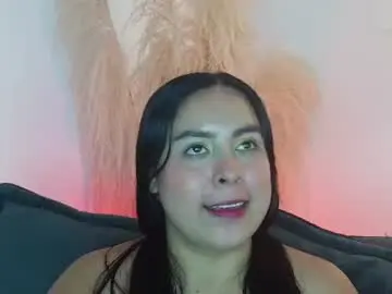 Bella_saint33  live sex cam