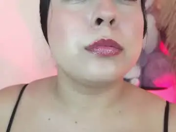 Bella_saint33  live sex cam