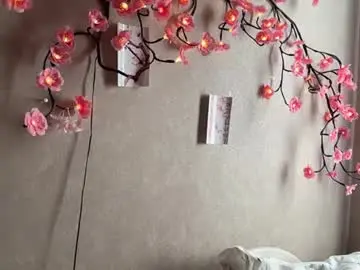 Estellezdebski  live sex cam