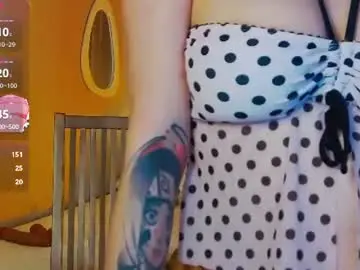 Evalone2  live sex cam