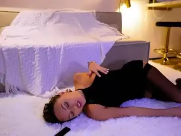 Im_milla  live sex cam