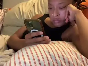 Mamamissthang  live sex cam
