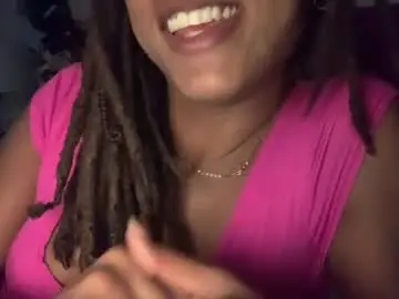 Mamamissthang  live sex cam