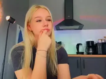 Michellemargiela  live sex cam