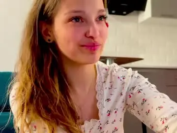 Mileyy_cutee  live sex cam