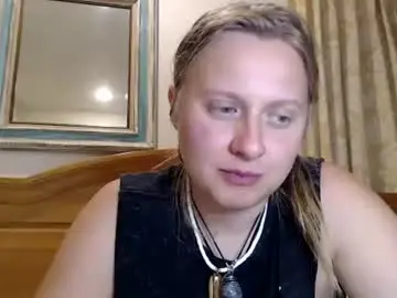 Scartit  live sex cam