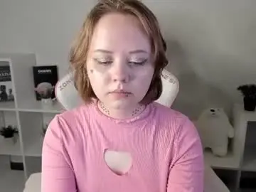 Taralinn  live sex cam