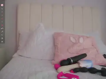 Cristal_bunny  live sex cam
