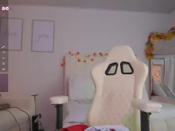 Cristal_bunny  live sex cam