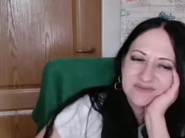 Debramilf  live sex cam