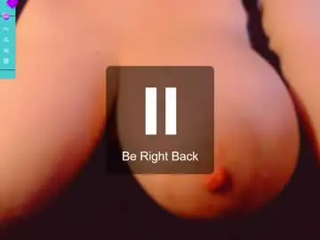 Hotkittysquirt  live sex cam