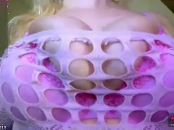 Maggielandrin  live sex cam