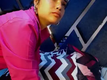 Maggyx_69  live sex cam