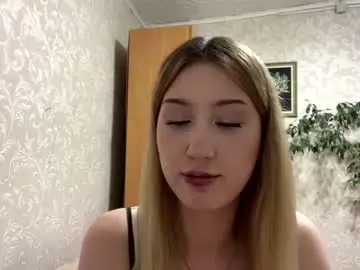 Maudiesikes  live sex cam