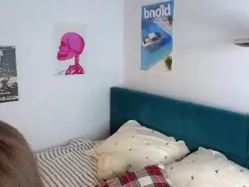 Smoothnesss  live sex cam