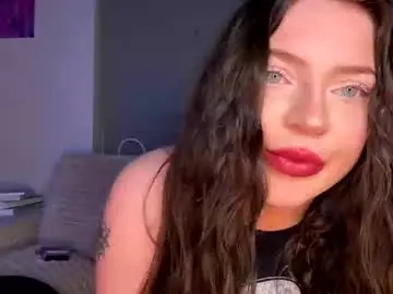 Valebby33  live sex cam