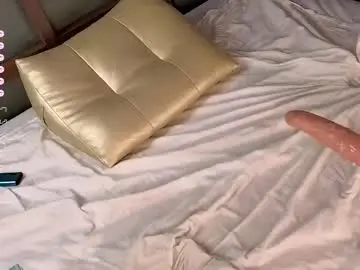 Whitekelly  live sex cam