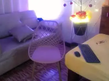 Yeseniaa25_  live sex cam