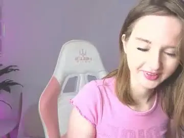 Yumieast  live sex cam