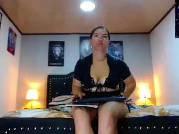 Abbyshinne  live sex cam