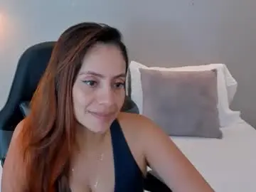Bonnie_williamss_  live sex cam