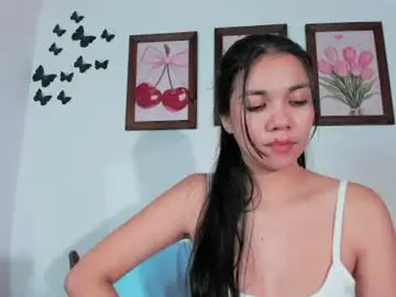 Emiily_parkerr  live sex cam